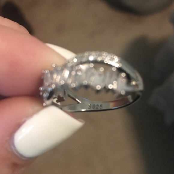 925 Silver Natural Gemstones White Sapphire Ring - Picture 5 of 6